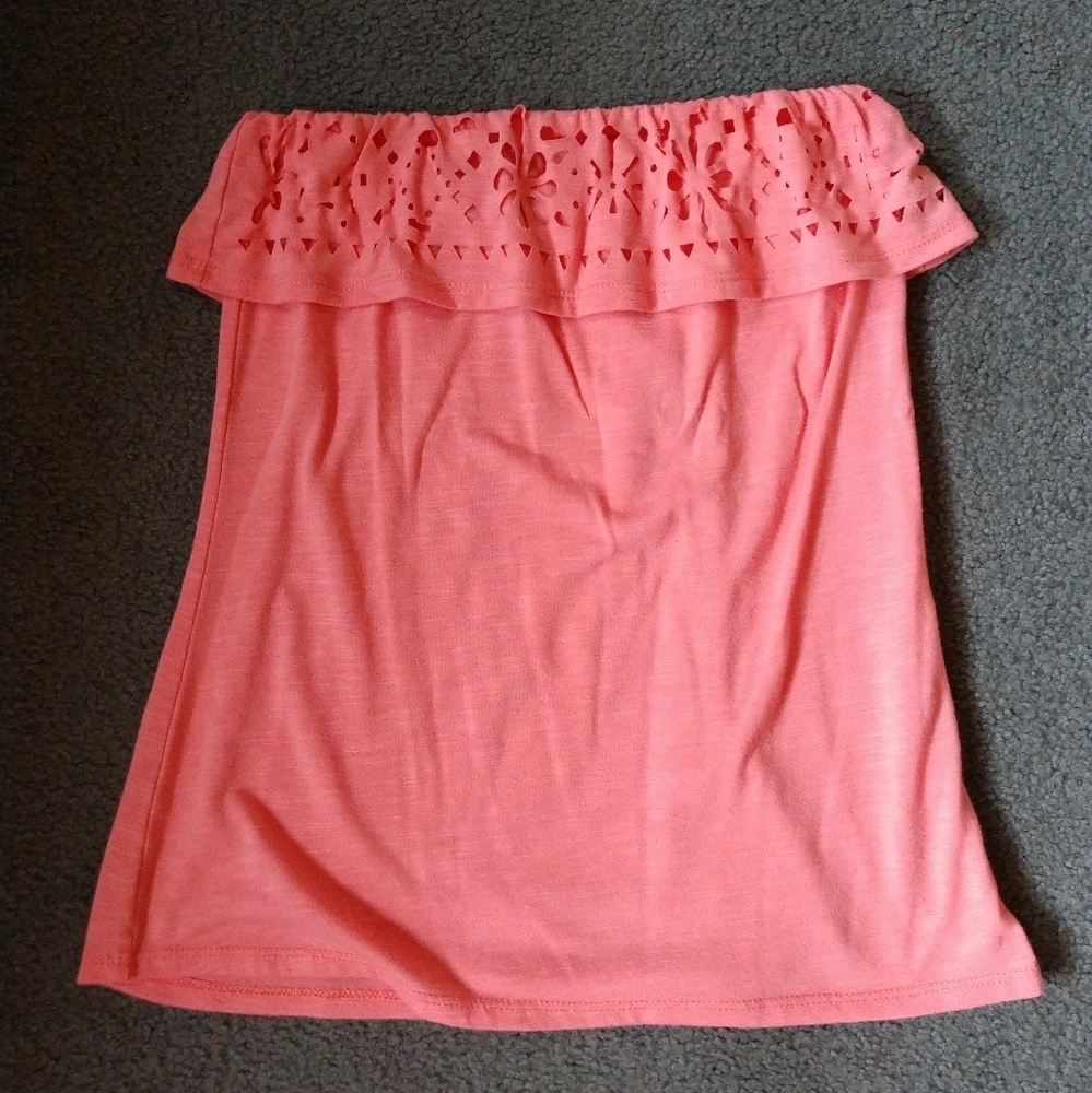 Coral strapless shirt